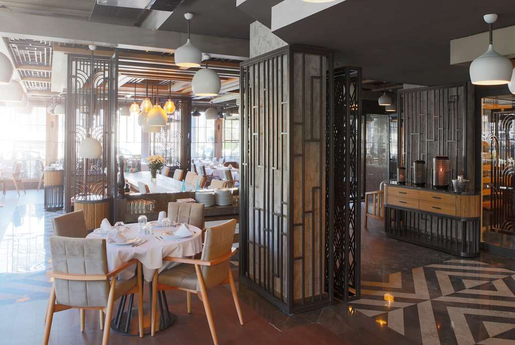 Tryp By Wyndham Ankara Oran Hotel Restaurant photo