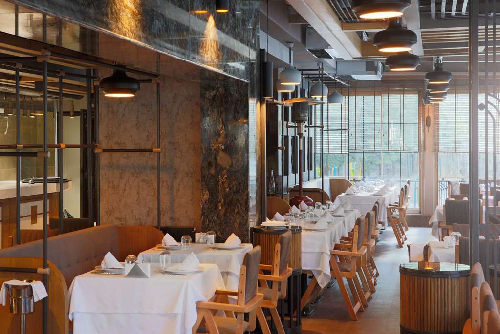 Tryp By Wyndham Ankara Oran Hotel Restaurant photo